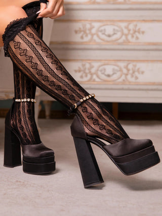 Knee High Sweetheart Socks with Ruffle Cuff